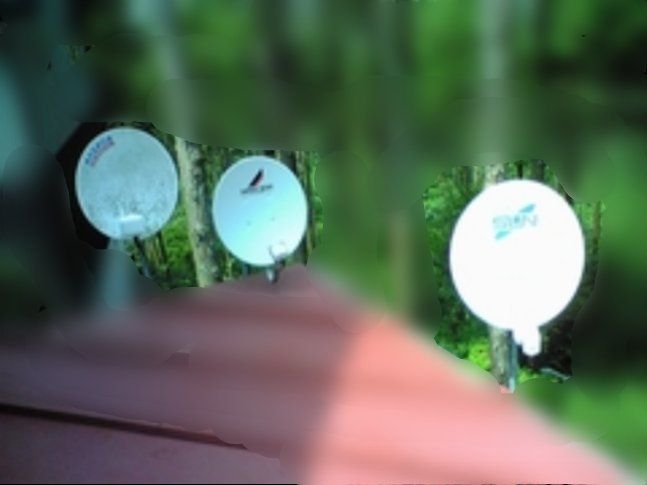 中央と右の2基を設置 - 